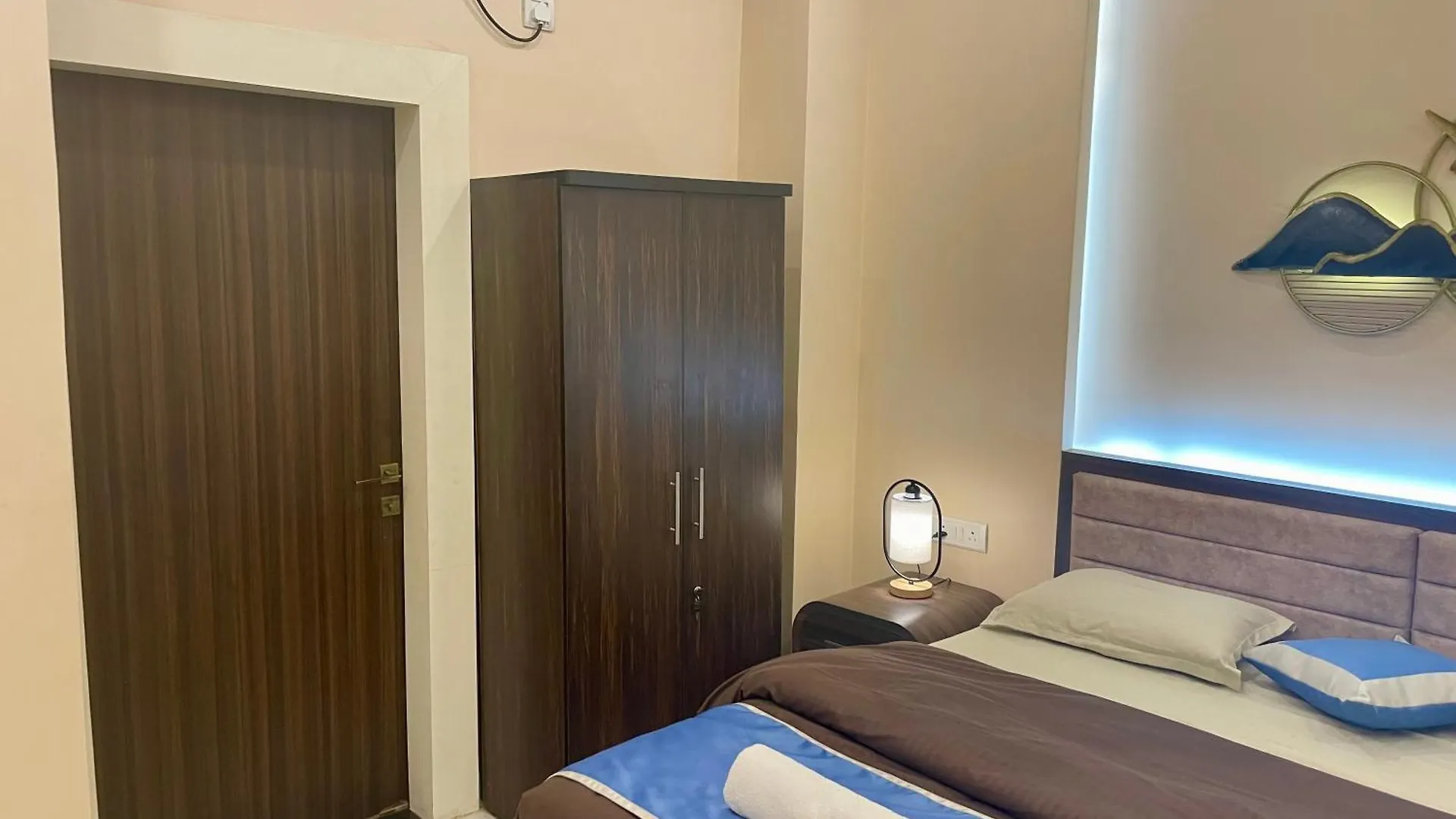 Hotel Kashi Awahan! Near Vishvanath Temple Βαρανάσι 3*,